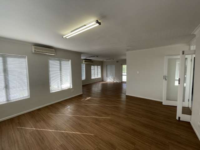 Commercial Property for Sale in Vredehoek Western Cape
